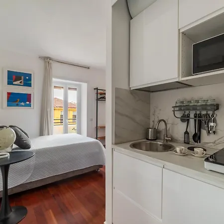 Vittorio Emanuele The Heart Apartment *