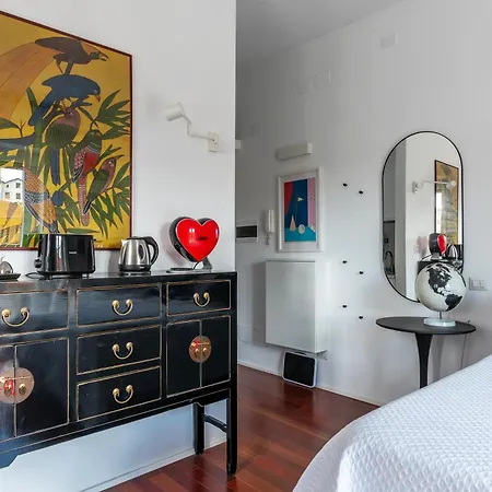 Apartment Vittorio Emanuele The Heart Rome